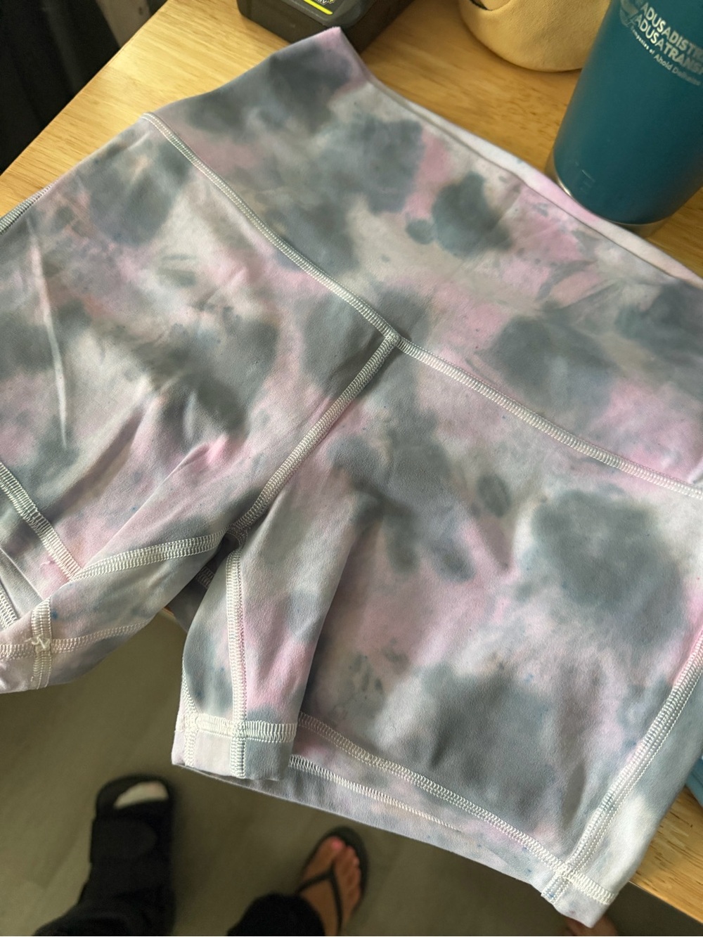 Tie-Dye High-Waist Women’s Bike Shorts - Pink & Gray lululemon size 6 align